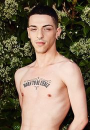 Үйде жасалған BDSM секс фотосуреттері